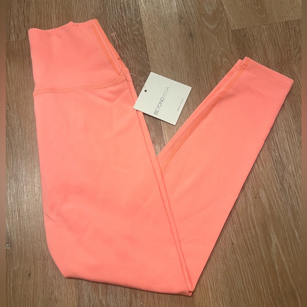 Beyond Yoga Salmon Ribbed Workout Gym Leggings Tights Loungewear